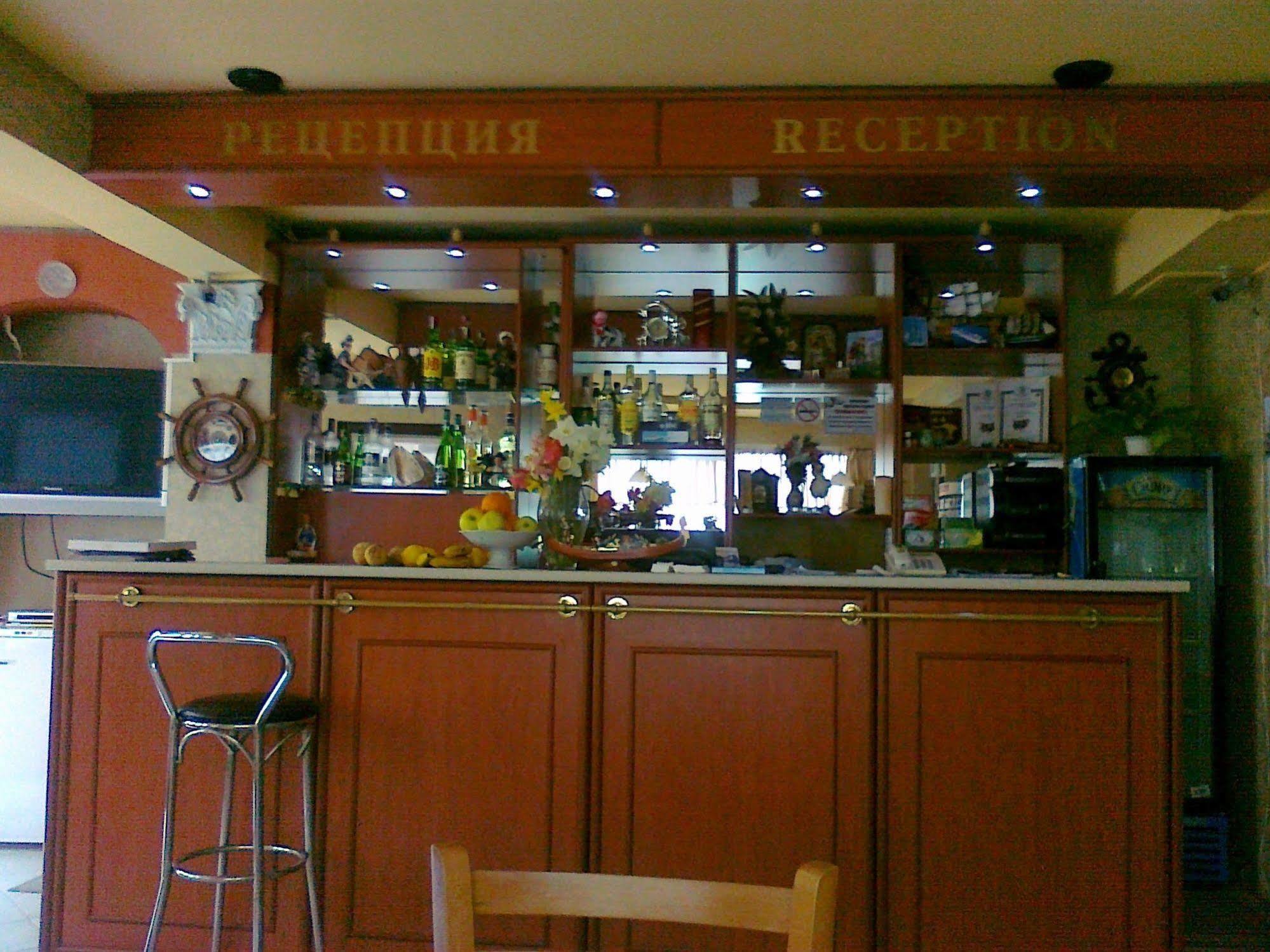 Antik Hotel Βάρνα Εξωτερικό φωτογραφία