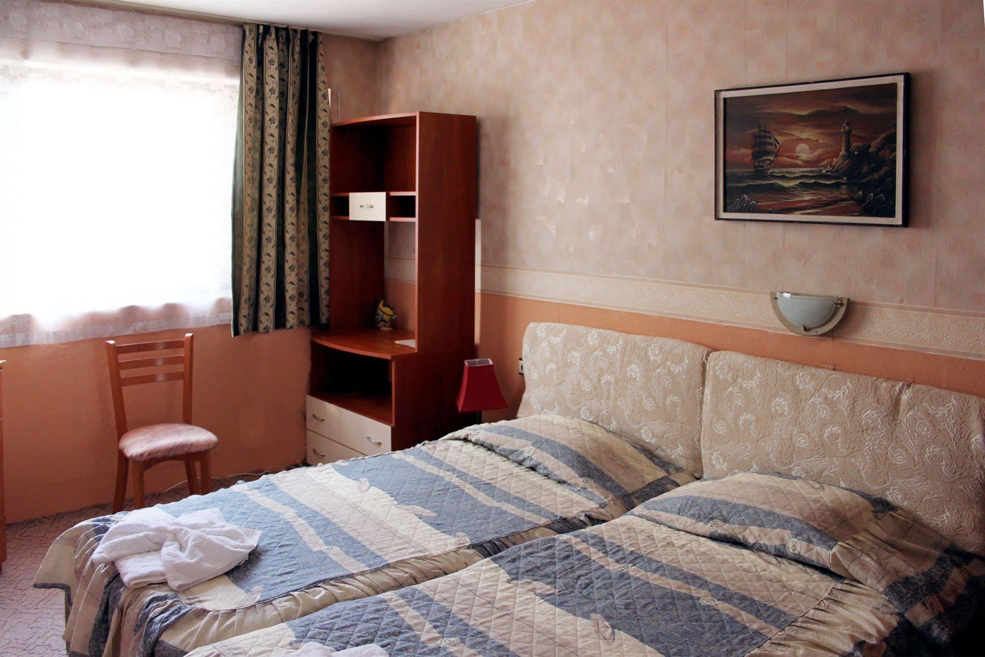 Antik Hotel Βάρνα Εξωτερικό φωτογραφία